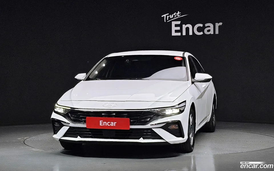 Hyundai Avante CN7 1.6 2024 — thumbnail 3