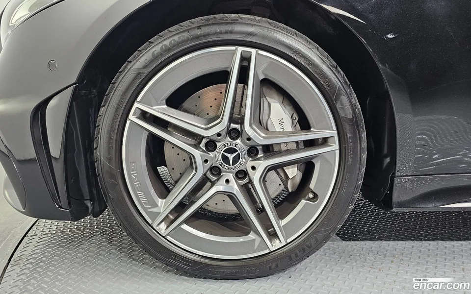 Mercedes-Benz CLS-Class CLS300d 4MATIC 2022 — thumbnail 2