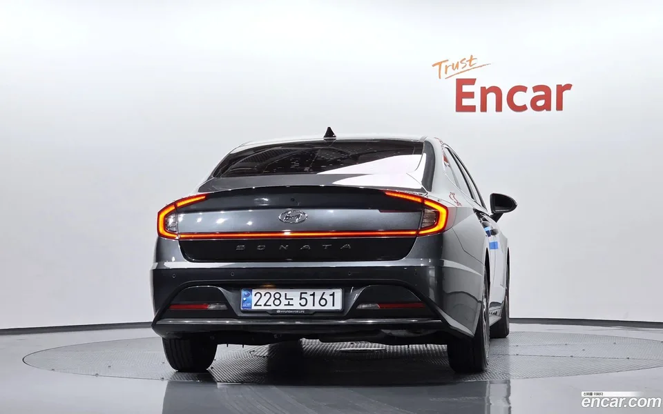 Hyundai Sonata Hybrid 2022 — thumbnail 4