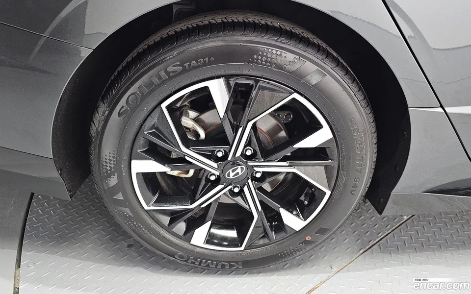 Hyundai Sonata The Edge 1.6 2023 — thumbnail 5