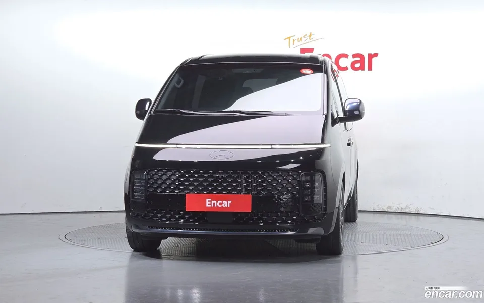 Hyundai Staria 4WD 9 2025 — thumbnail 3
