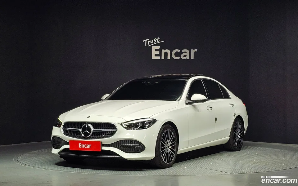 Mercedes-Benz C-Class C300 4MATIC 2024 — photo 1, buy with delivery to Moscow