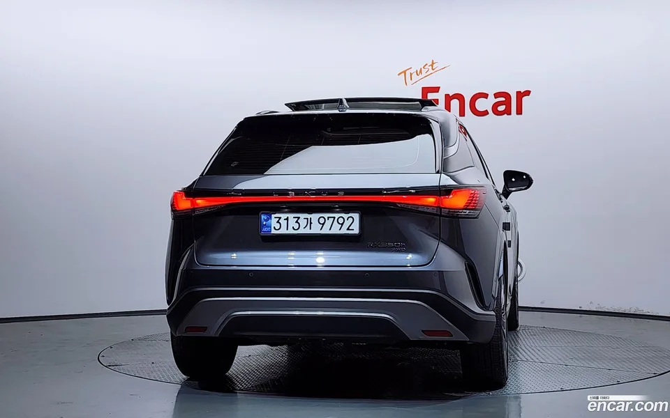 Lexus RX 350h 2024 — thumbnail 4
