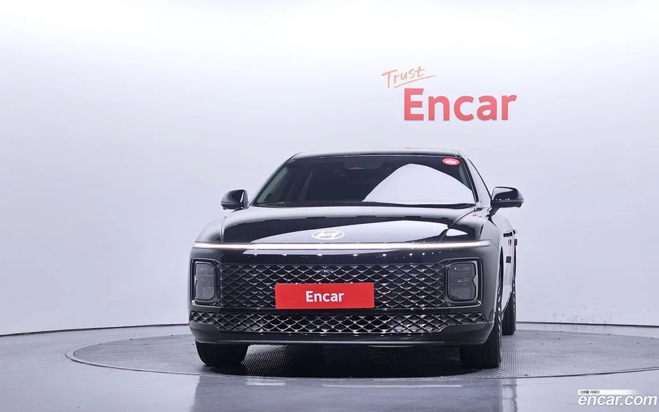 Hyundai Grandeur 3.5 2WD 2023 — thumbnail 3
