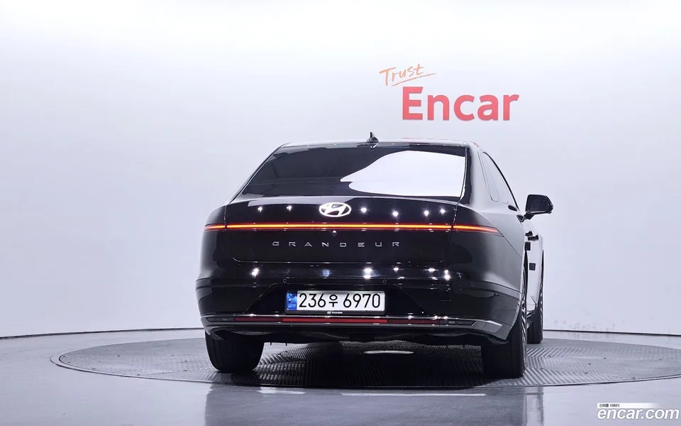 Hyundai Grandeur 3.5 2WD 2023 — thumbnail 4