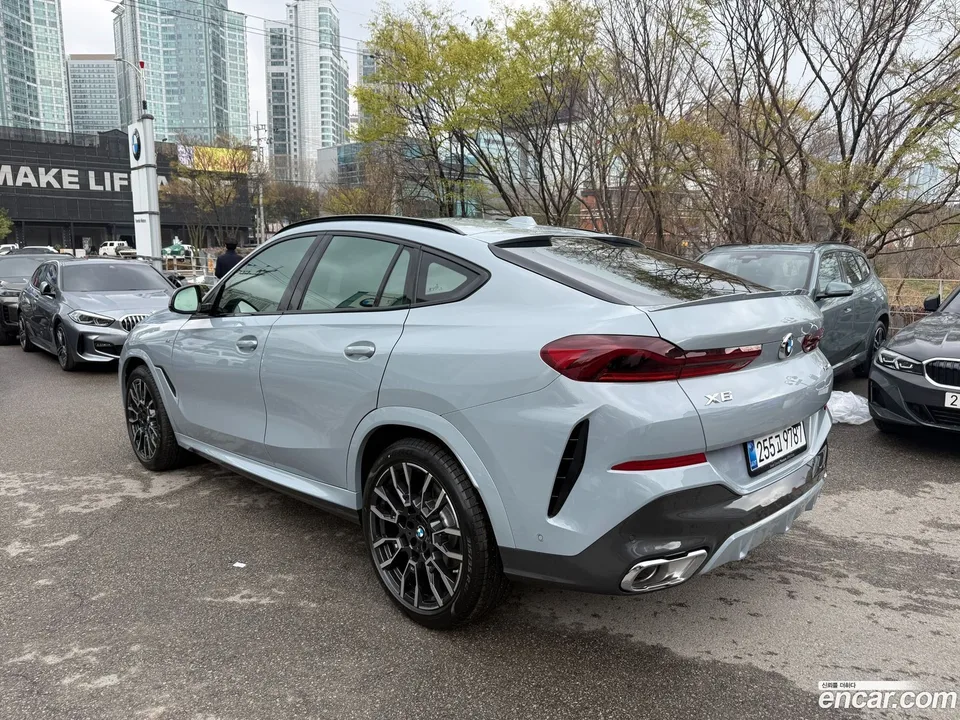 BMW X6 xDrive40i M 2026 — thumbnail 4