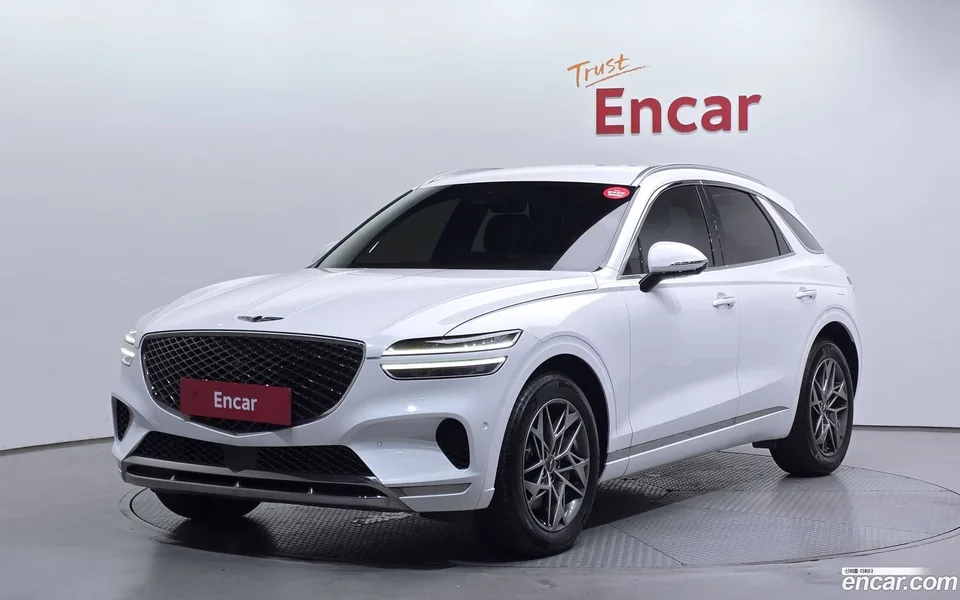 Genesis GV70 2.5T 2WD 2022 — photo 1, buy with delivery to Moscow