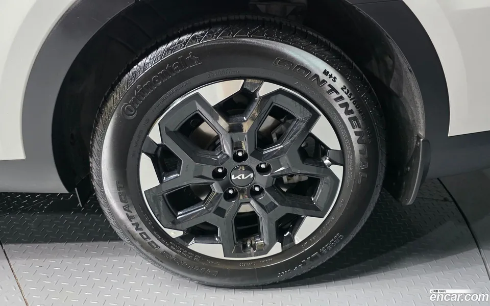 Kia Sorento 2.5T 2WD 2025 — thumbnail 2