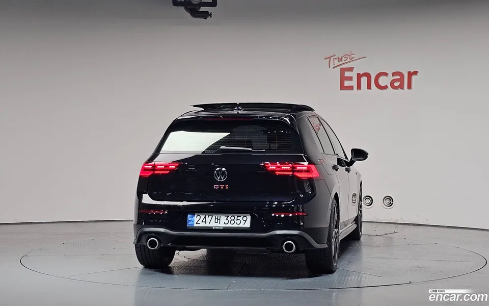 Volkswagen Golf 2.0 GTI 2023 — thumbnail 4