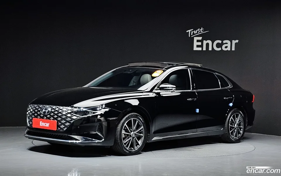 Hyundai Grandeur IG 2.5 2022 — photo 1, buy with delivery to Moscow