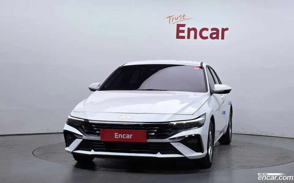 Hyundai Avante CN7 1.6 2024 — thumbnail 3