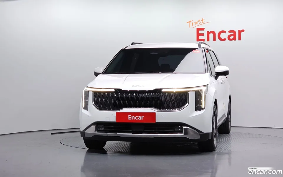 Kia Carnival 9 2024 — thumbnail 3