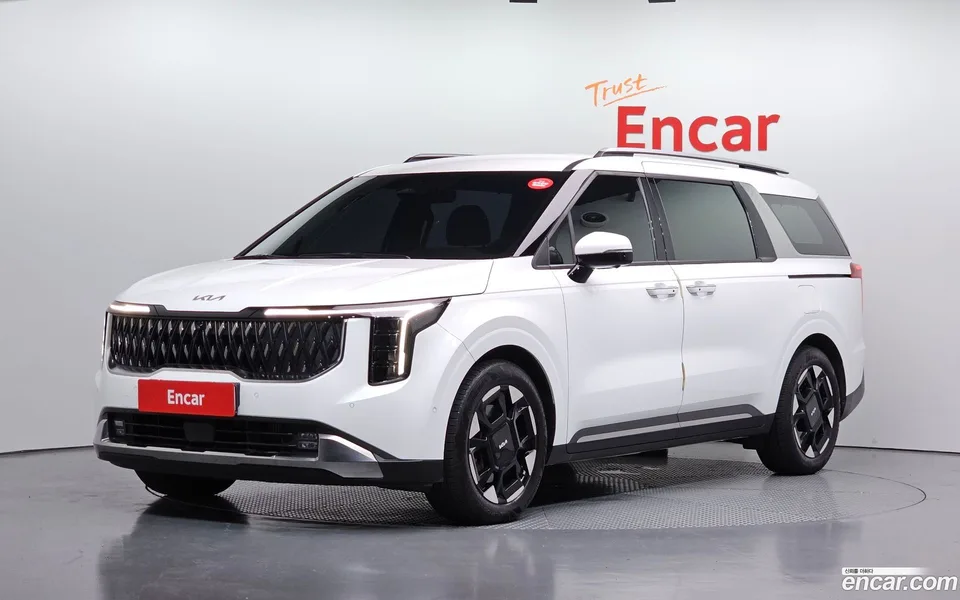 Kia Carnival 9 2024 — photo 1, buy with delivery to Moscow