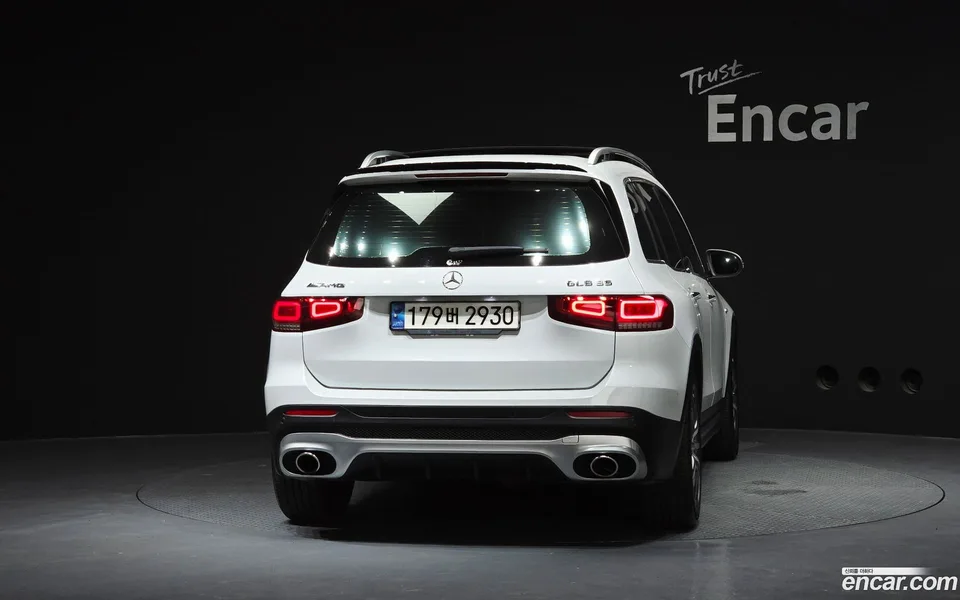 Mercedes-Benz GLB-Class AMG GLB35 4MATIC 2023 — thumbnail 4
