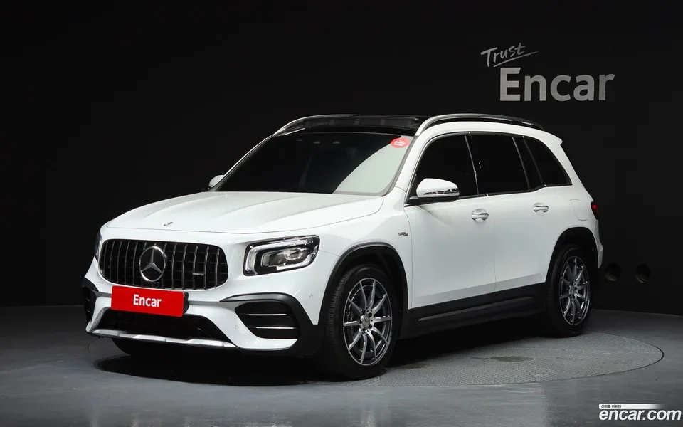 Mercedes-Benz GLB-Class AMG GLB35 4MATIC 2023 — photo 1, buy with delivery to Moscow