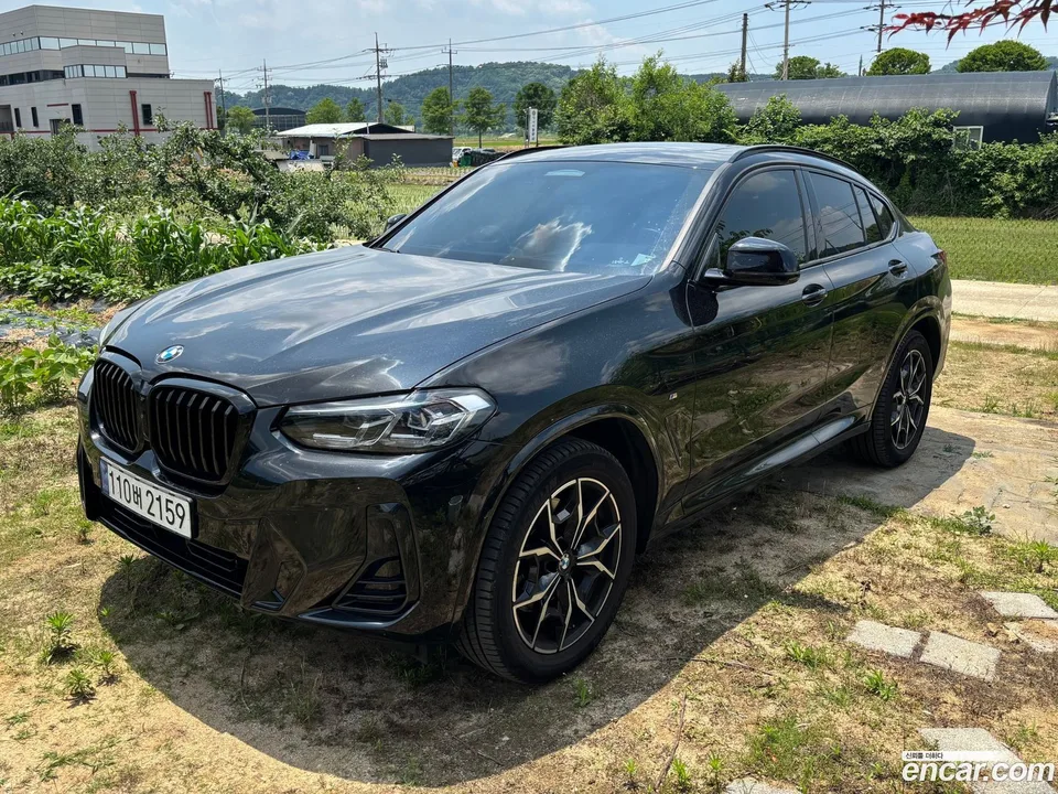 BMW X4 xDrive20i M 2024 — thumbnail 3