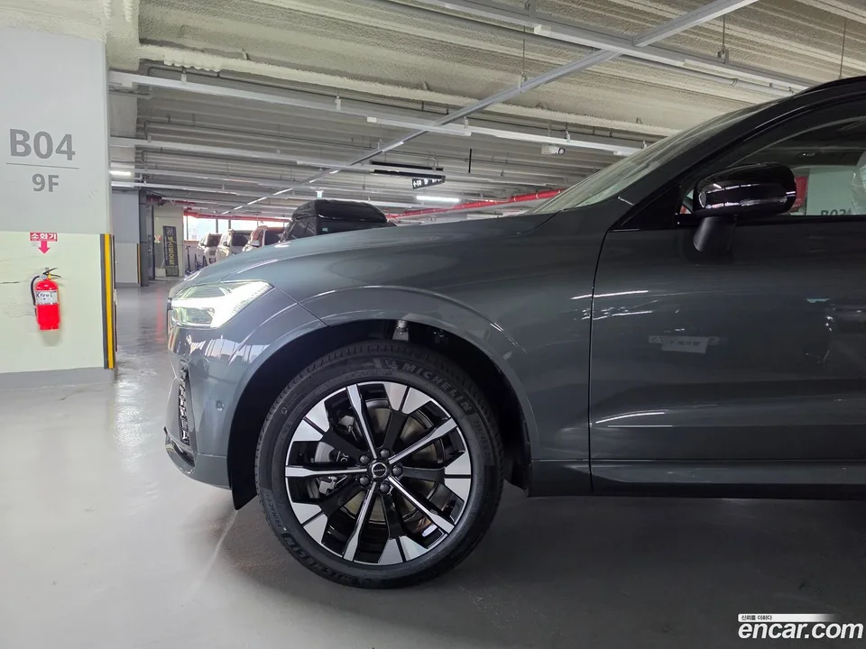 Volvo XC60 B5 2026 — thumbnail 5