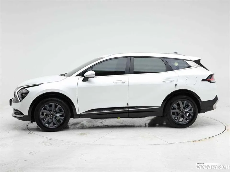 Kia Sportage 2.0 2WD 2022 — thumbnail 3
