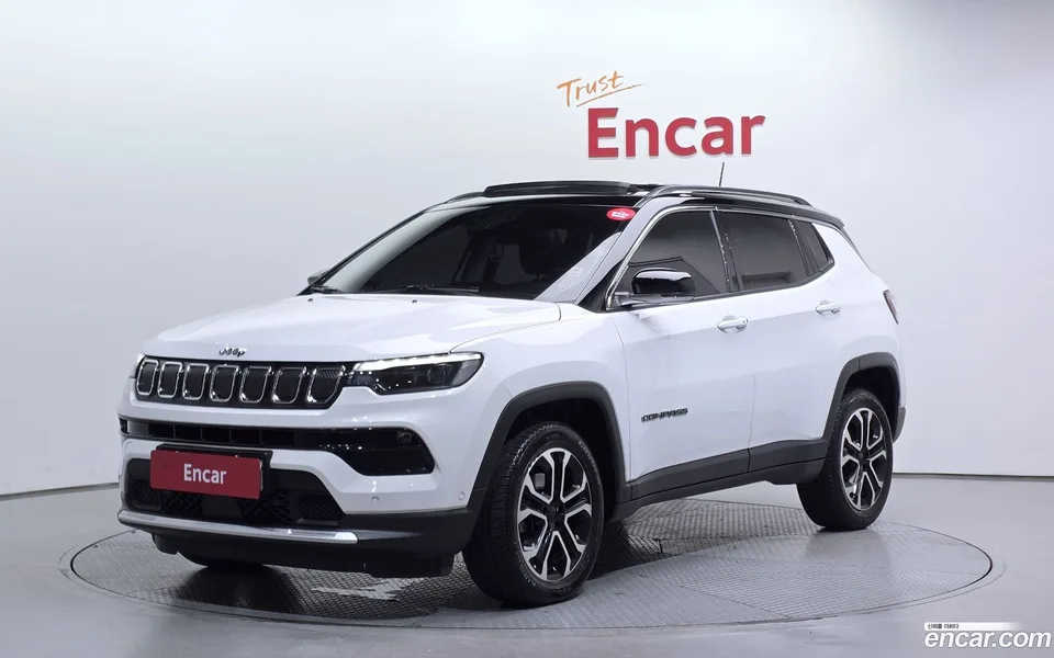 Jeep Compass 2.4 AWD 2022 — photo 1, buy with delivery to Moscow
