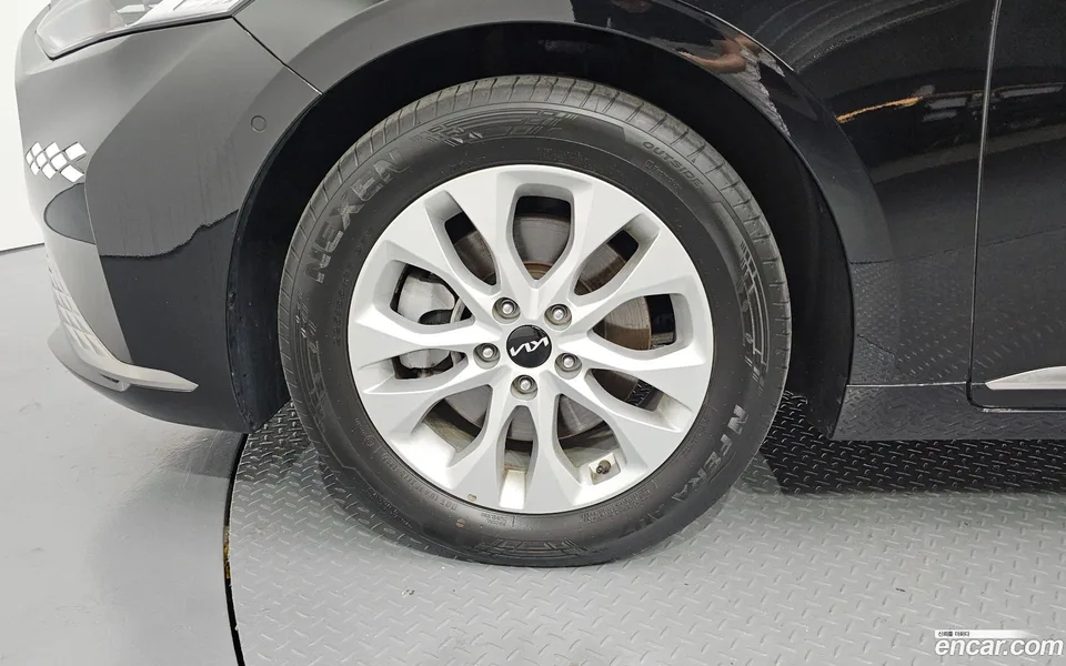 Kia K8 2.5 2WD 2023 — thumbnail 5