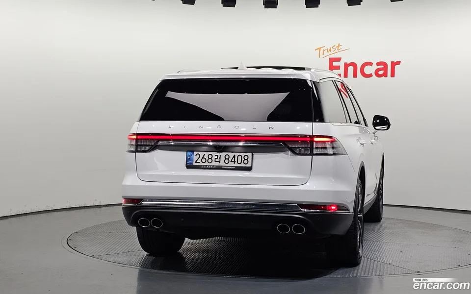 Lincoln Aviator 3.0 AWD 2022 — thumbnail 4