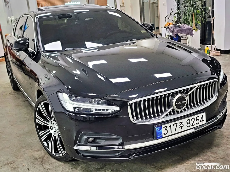 Volvo S90 B5 2023 — thumbnail 3