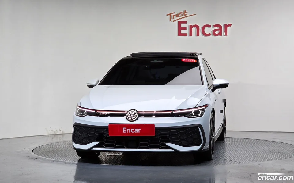 Volkswagen Golf 2.0 GTI 2025 — thumbnail 3