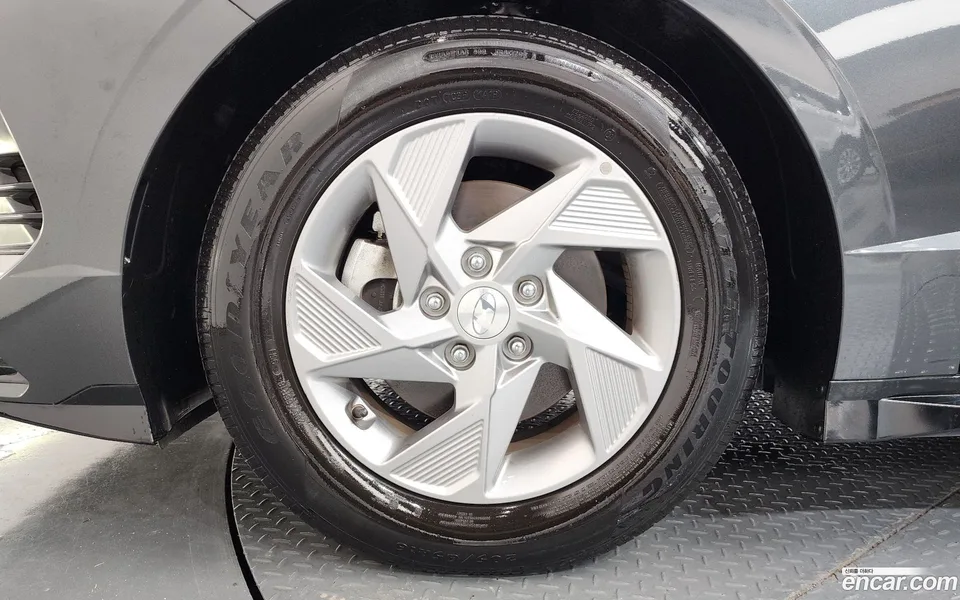 Hyundai Sonata The Edge 2.0 LPG() 2023 — thumbnail 5