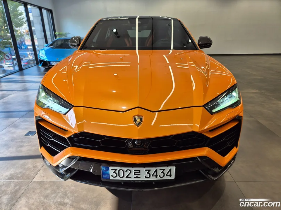 Lamborghini Urus 4.0 V8 2022 — thumbnail 3