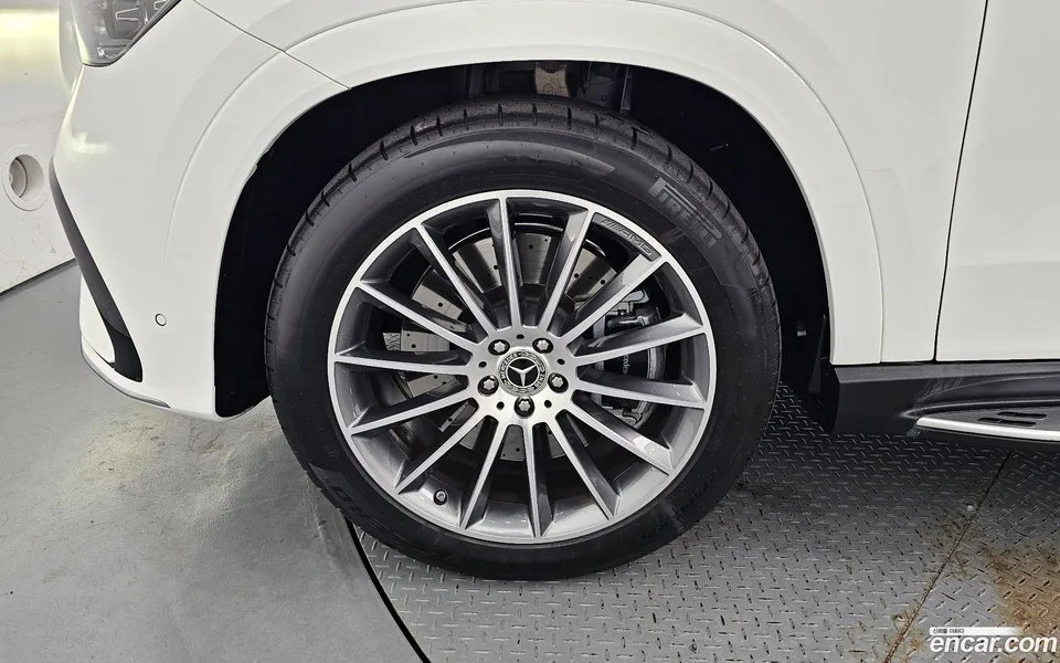 Mercedes-Benz GLE-Class GLE450 4MATIC 2025 — thumbnail 5