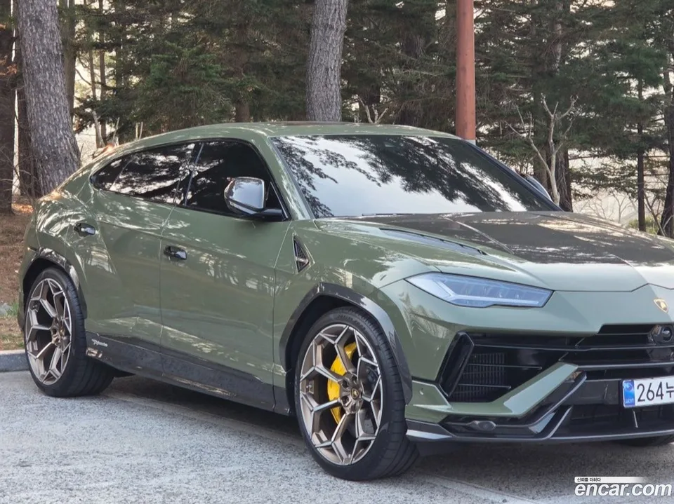 Lamborghini Urus 4.0 V8 2024 — thumbnail 2