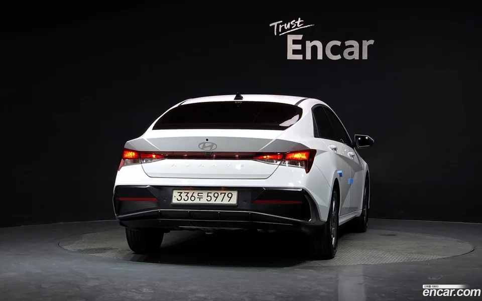 Hyundai Avante CN7 1.6 LPi () 2024 — thumbnail 4