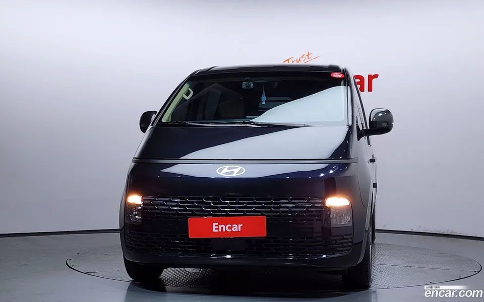 Hyundai Staria L3.5 5 2024 — thumbnail 3