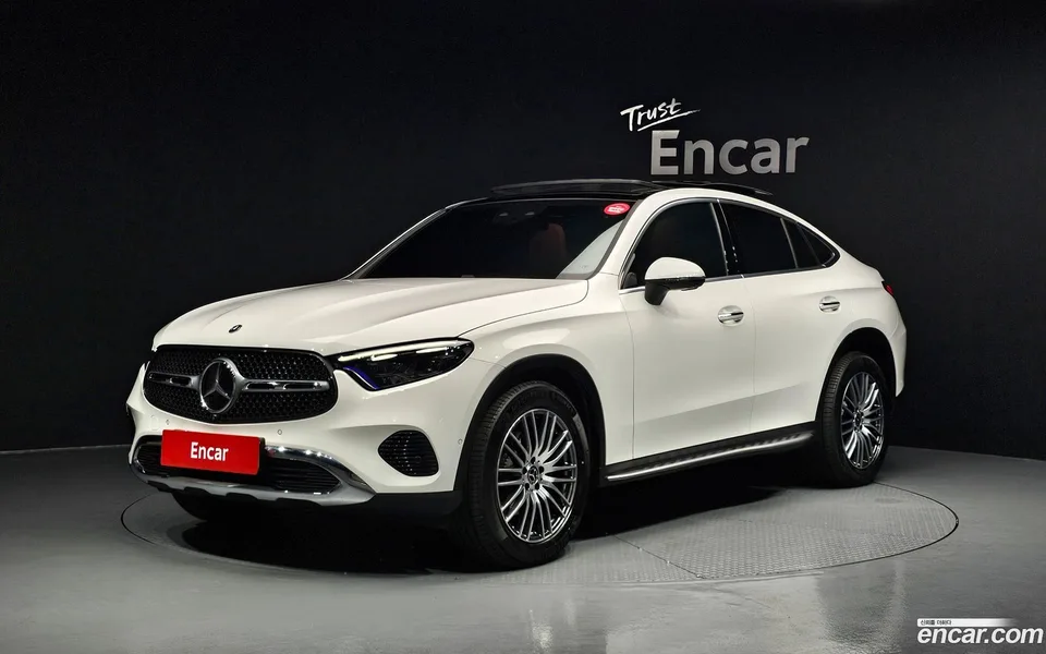 Mercedes-Benz GLC-Class 2025