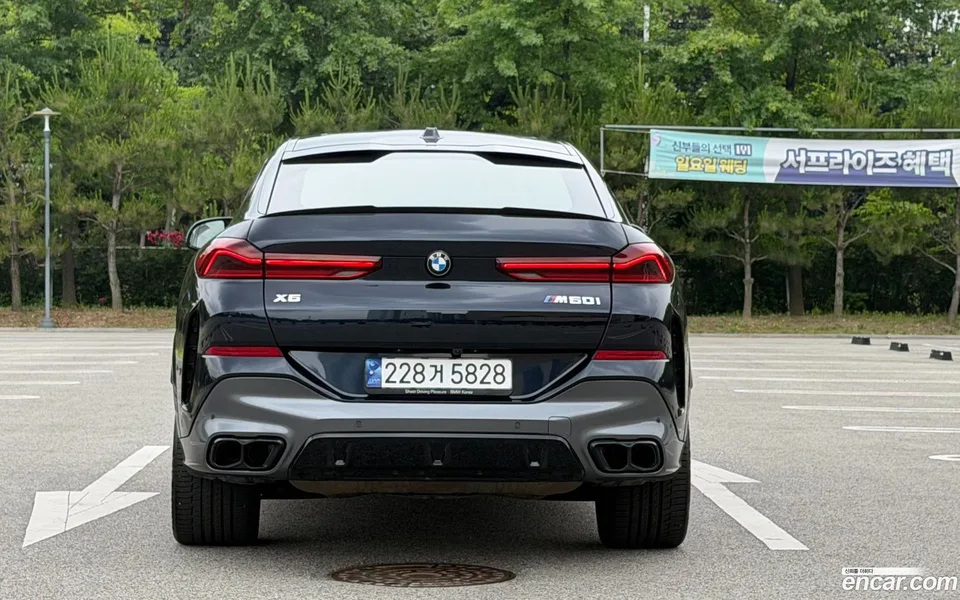BMW X6 M60i 2023 — thumbnail 4