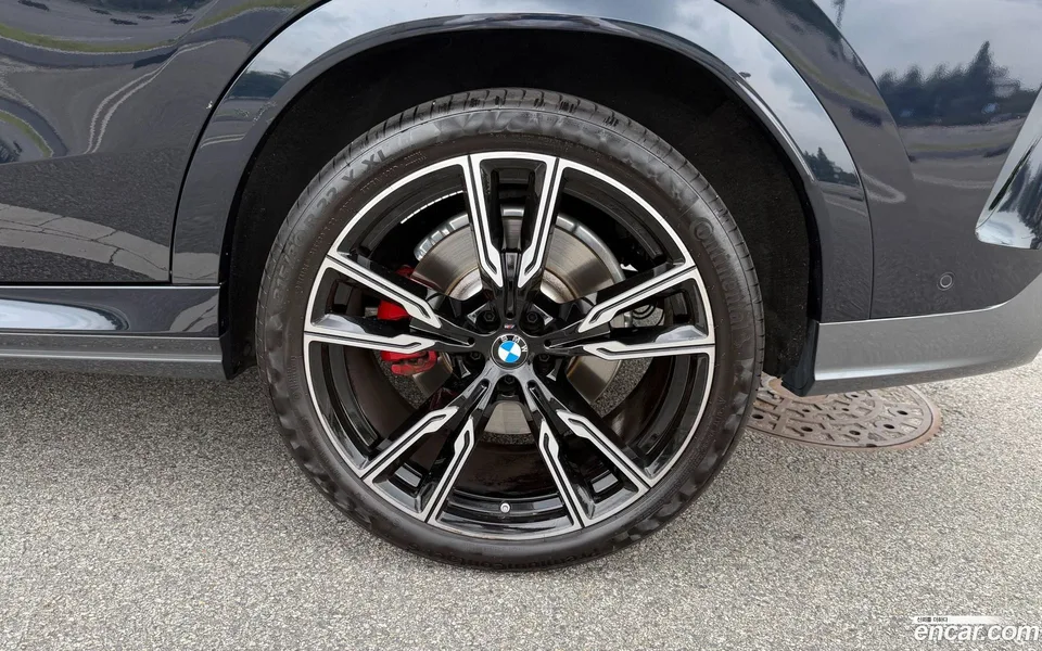 BMW X6 M60i 2023 — thumbnail 5