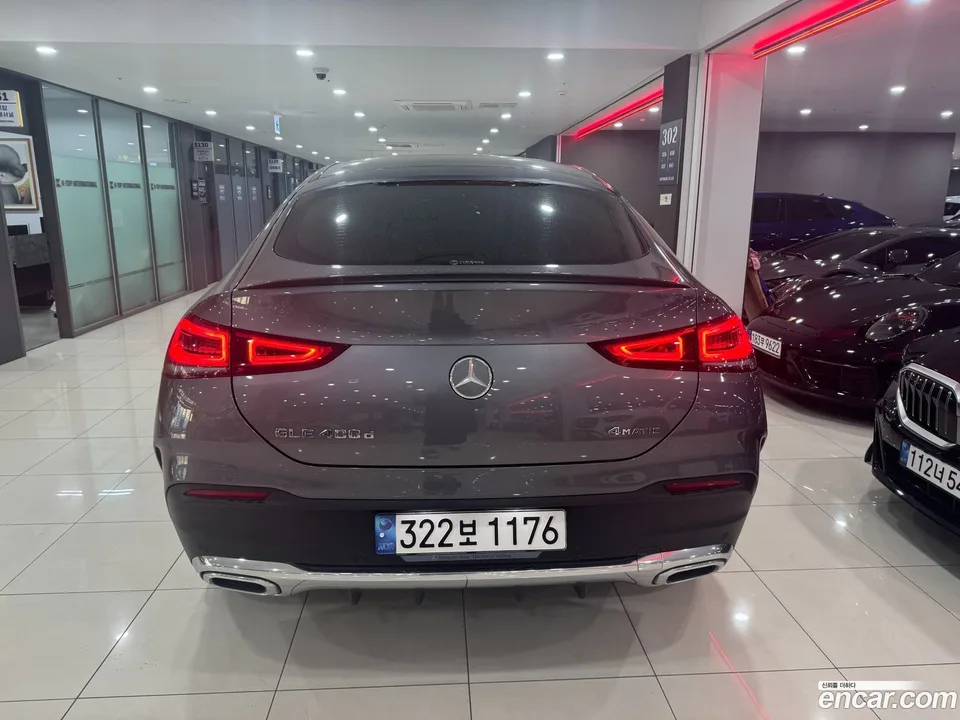 Mercedes-Benz GLE-Class GLE400d 4MATIC 2023 — thumbnail 4