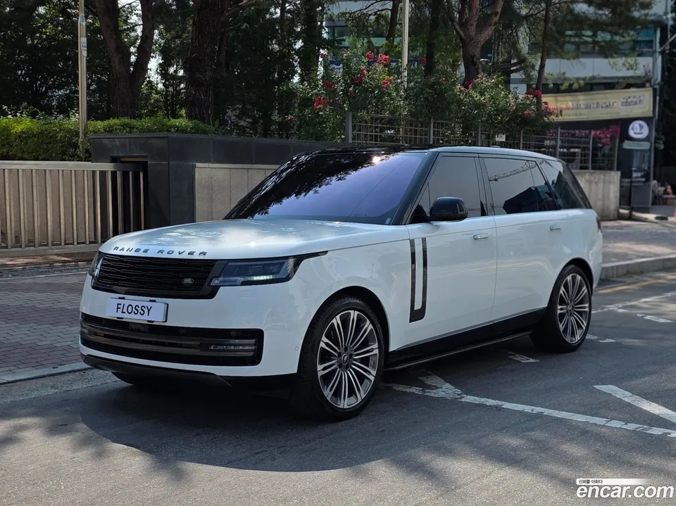 Land Rover Range Rover P530 AB LWB 2023 — photo 1, buy with delivery to Moscow