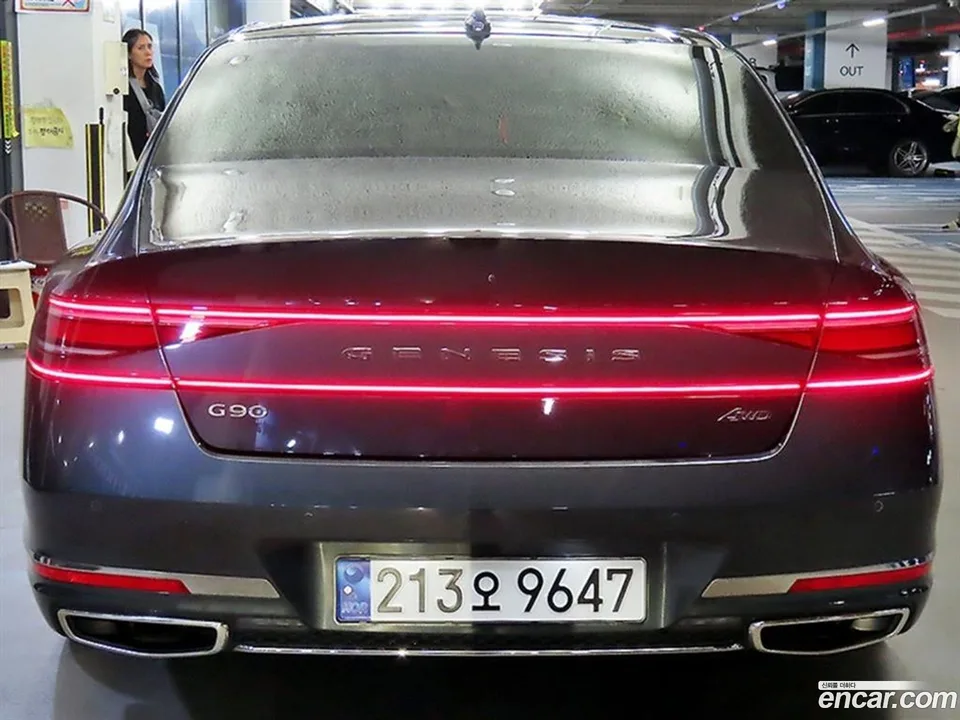 Genesis G90 3.5 e-S/C AWD 2023 — thumbnail 2