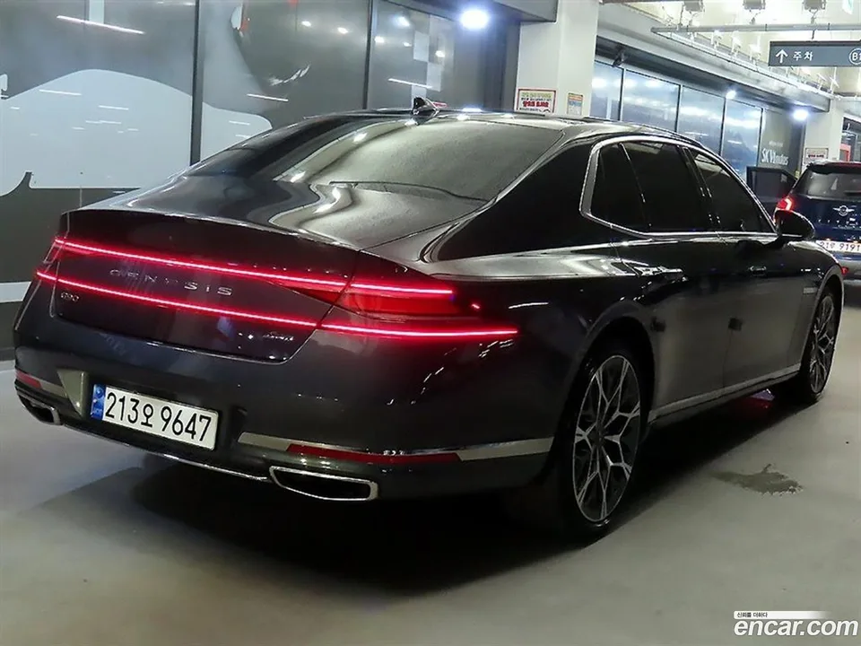 Genesis G90 3.5 e-S/C AWD 2023 — thumbnail 4