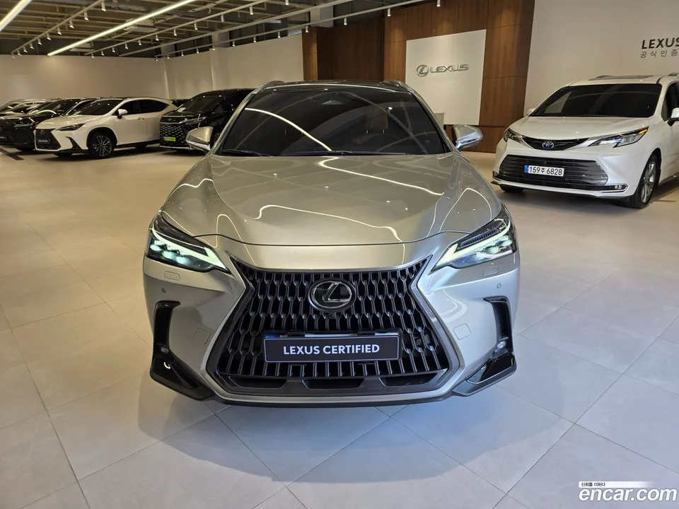 Lexus NX 350h 2025 — thumbnail 3