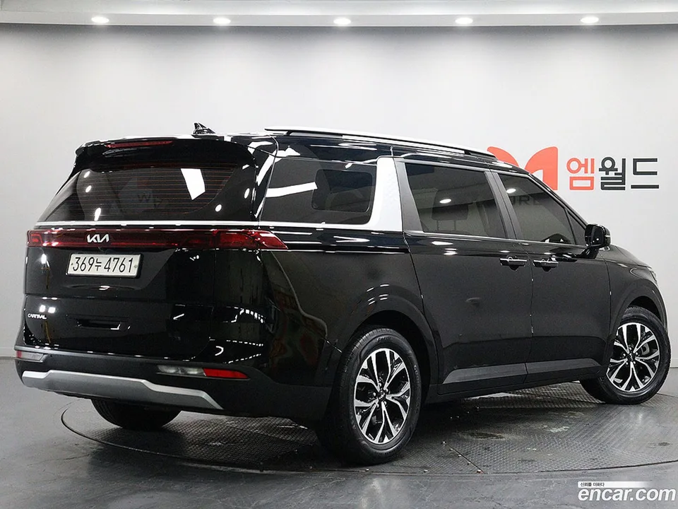 Kia Carnival 9 2022 — thumbnail 3