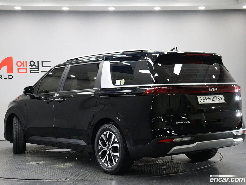Kia Carnival 9 2022 — thumbnail 4