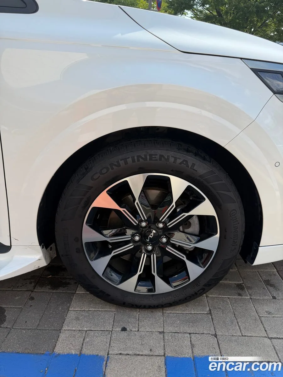 Kia Carnival 9 2022 — thumbnail 5
