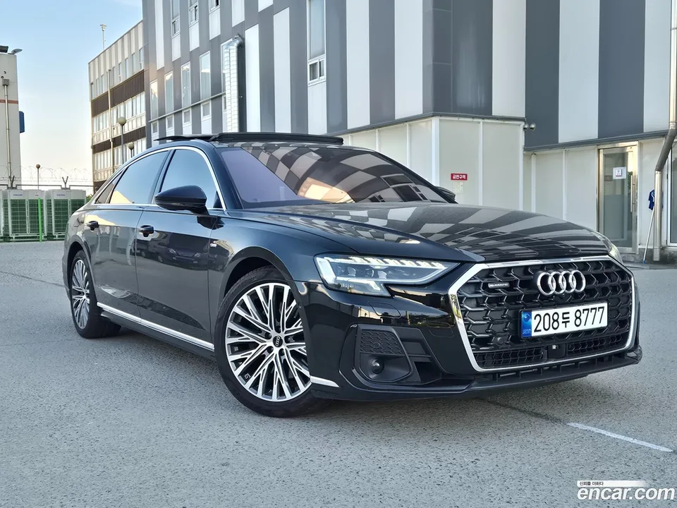 Audi A8 55 TFSI LWB 2023 — photo 1, buy with delivery to Moscow