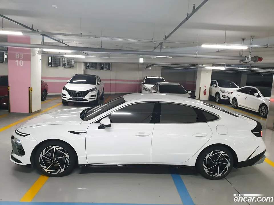 Hyundai Sonata The Edge 1.6 2023 — thumbnail 3