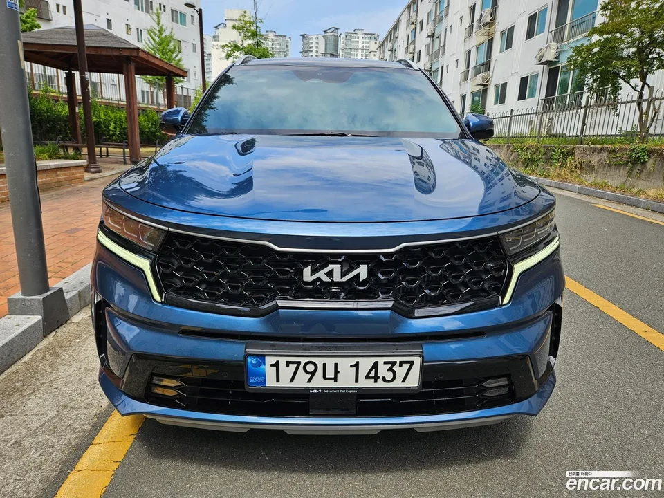 Kia Sorento 2.5T 2WD 2022 — thumbnail 3