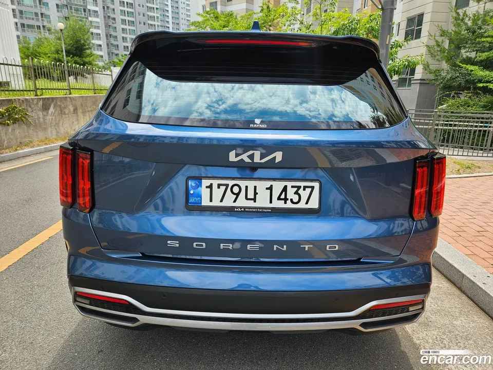 Kia Sorento 2.5T 2WD 2022 — thumbnail 4