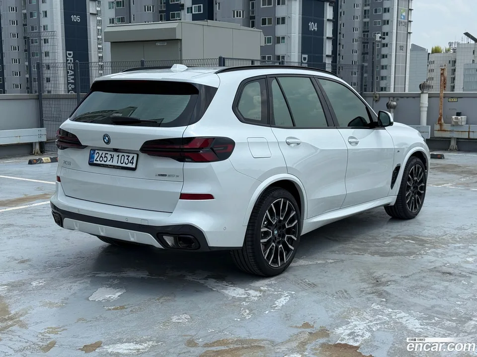 BMW X5 xDrive 50e M 2025 — thumbnail 5