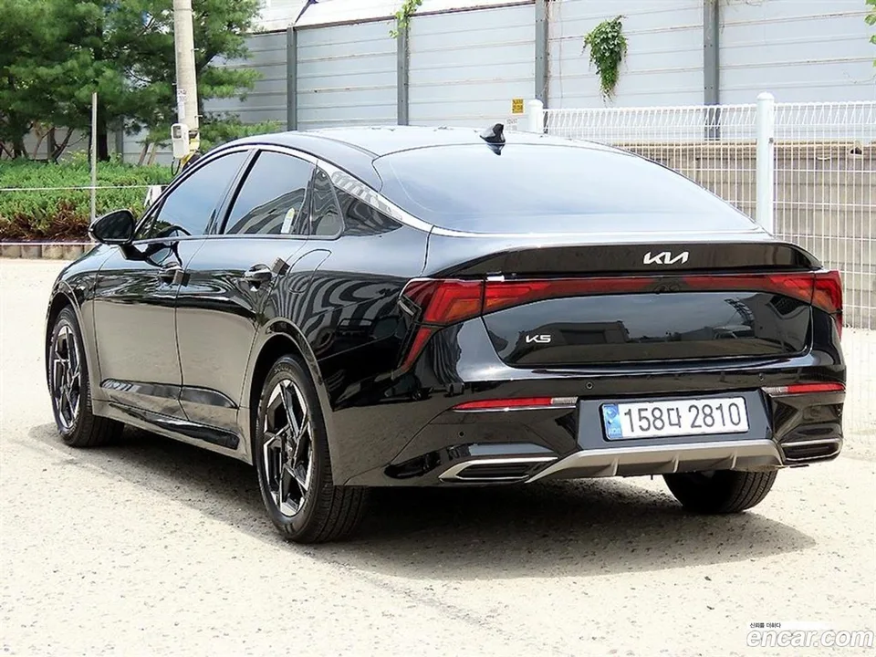 Kia K5 2.0 2024 — thumbnail 3